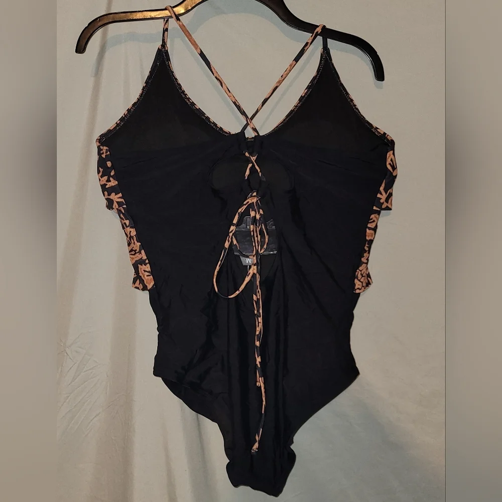 Black and Tan Floral Rose Ruffle Layered Women's One-piece Swimsuit, XXL, NWOT - Picture 5 of 12